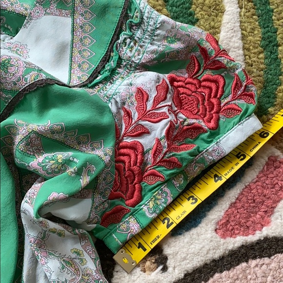 Anthro green floral short sleeve top size 6 - Picture 8 of 10